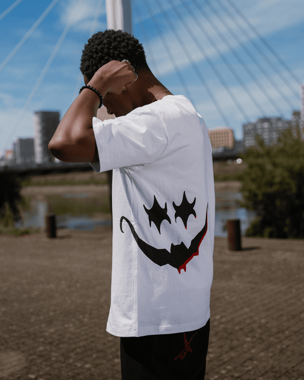 OG TEE